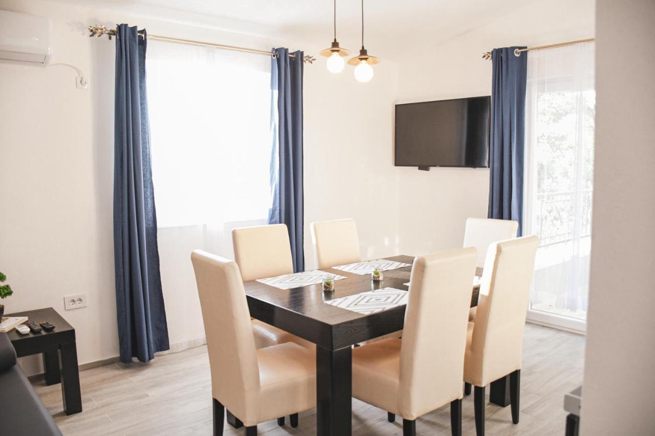 Apartments Olea Биоград на Мору Екстериор снимка