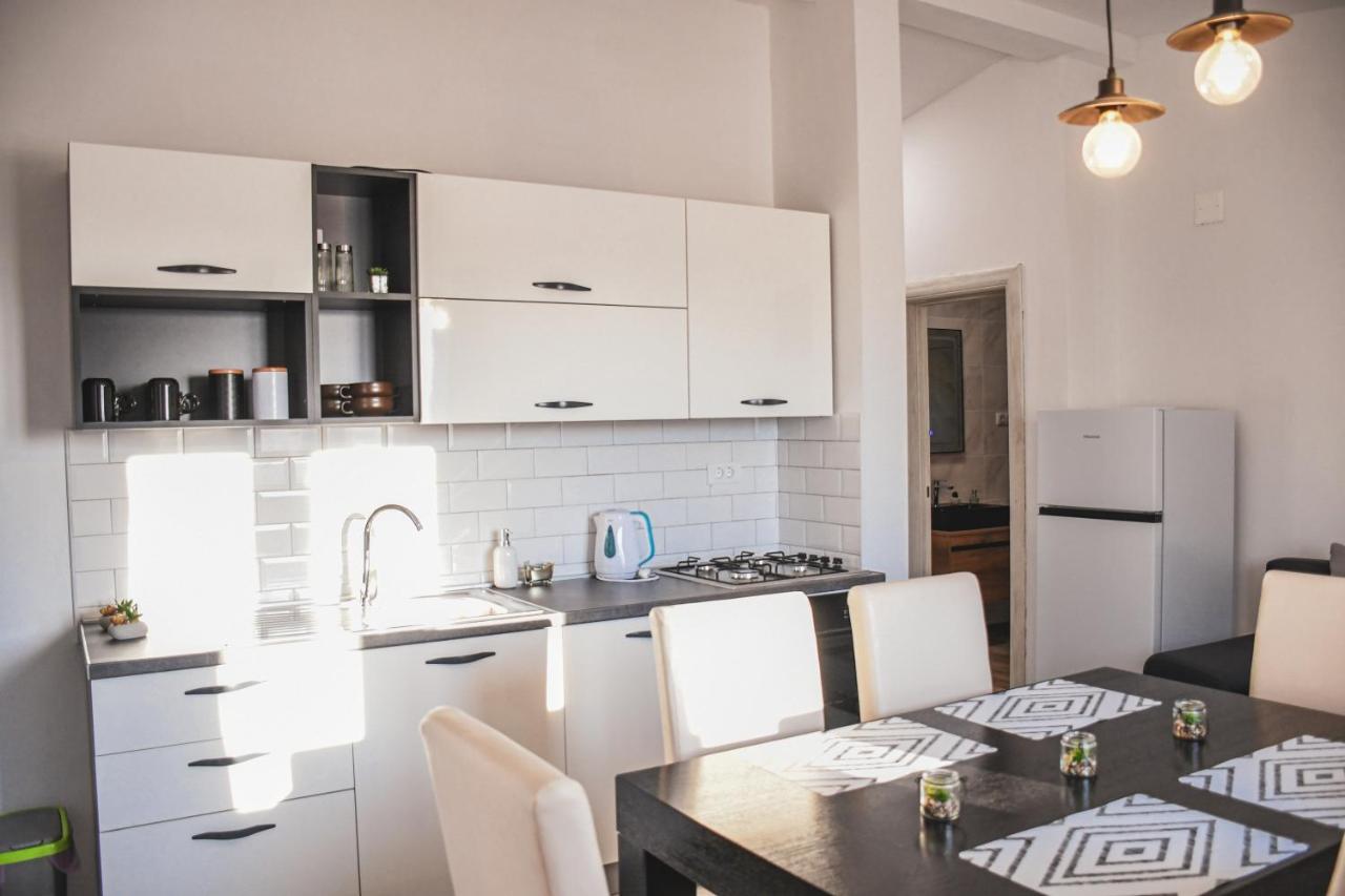 Apartments Olea Биоград на Мору Екстериор снимка